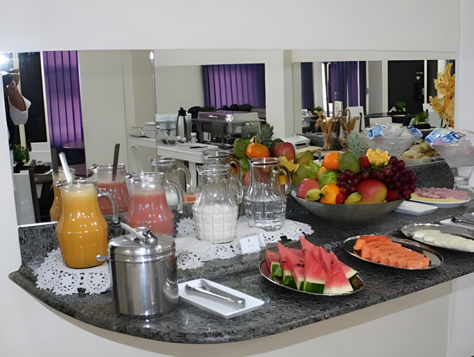Food & Drinks 5, Hotel Express - Leva e busca no aeroporto gratis 24 horas, Várzea Grande