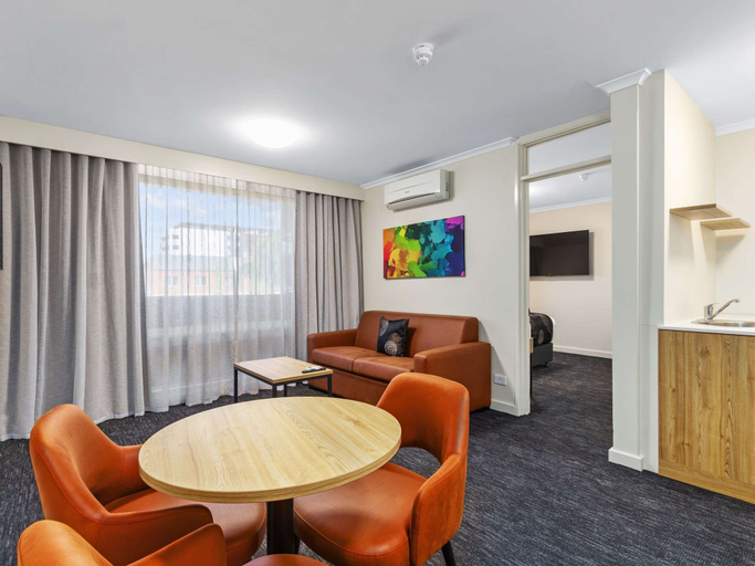 Bedroom 5, Breakfree North Adelaide, Adelaide