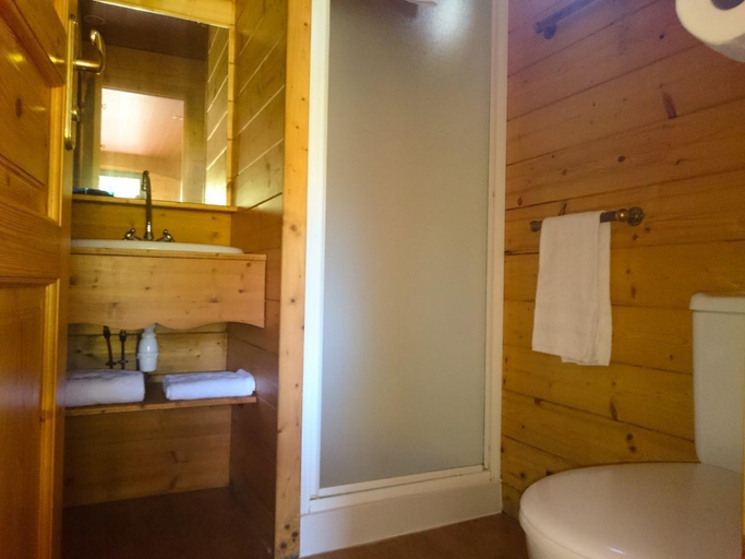 Bathroom 3, Domaine de la Grangee, Indre-et-Loire