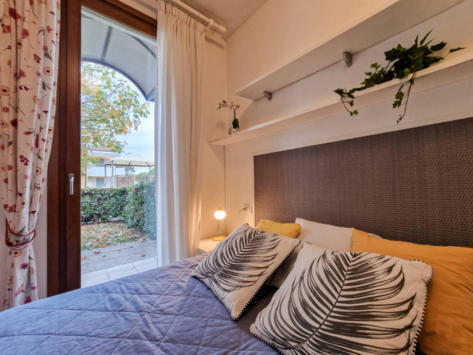 Bedroom 2, Two-roomed flat with garden and swimming pool - By Beahost Rentals, Venezia
