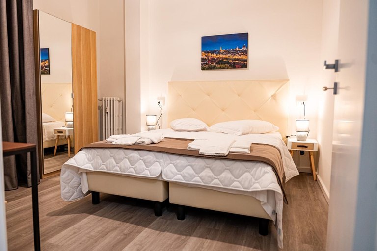 Bedroom 2, Florence Rooms Novella, Florence
