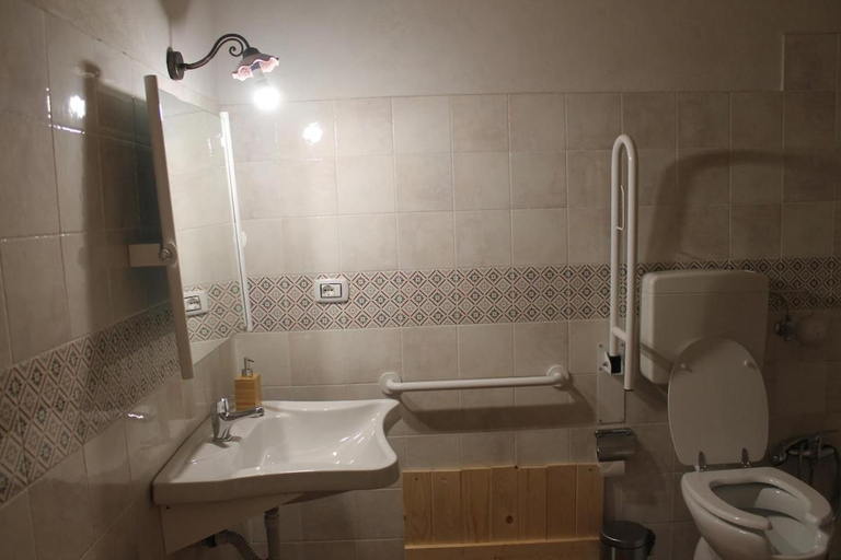 Bathroom 3, Agriturismo La Caraffara sull'Etna, Catania