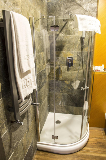 Bathroom 3, Europa Hotel, Kalisz