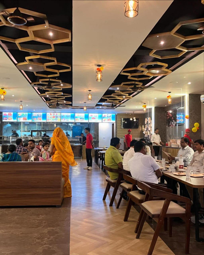4, DR KRISHNA PALACE, Etawah