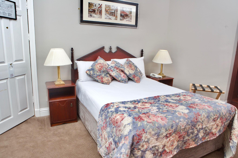 Bedroom 2, Imperial Accommodation Tralee
