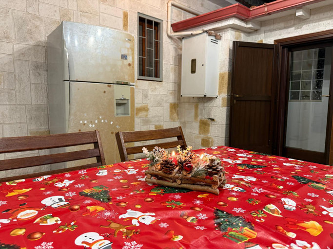 Others 3, B&B Dal Cappellaio Matto, Taranto