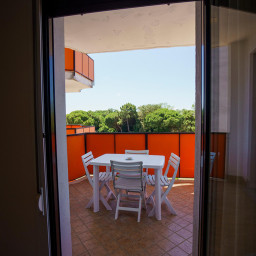 Others 4, Tropicana Residence, Ferrara