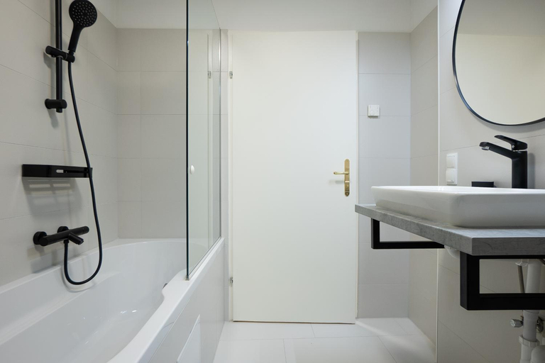 Bathroom 3, Bright stylish apartment with a huge terrace in a top location, Wien