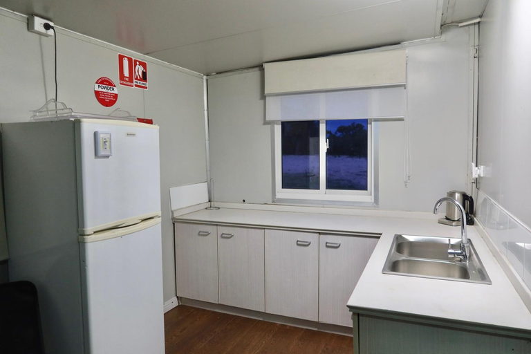Kitchen 3, Roseneath Holiday Park, Wellington - Avon