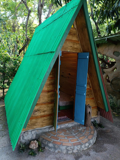 Others 5, NOMADAS chales, mini casinhas, bangalos , area de camping e cozinha compartilhada, Bonito