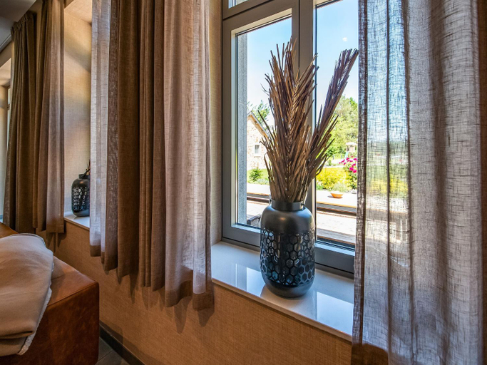 Others 4, Luxury Stay La Croix Scaille, Namur