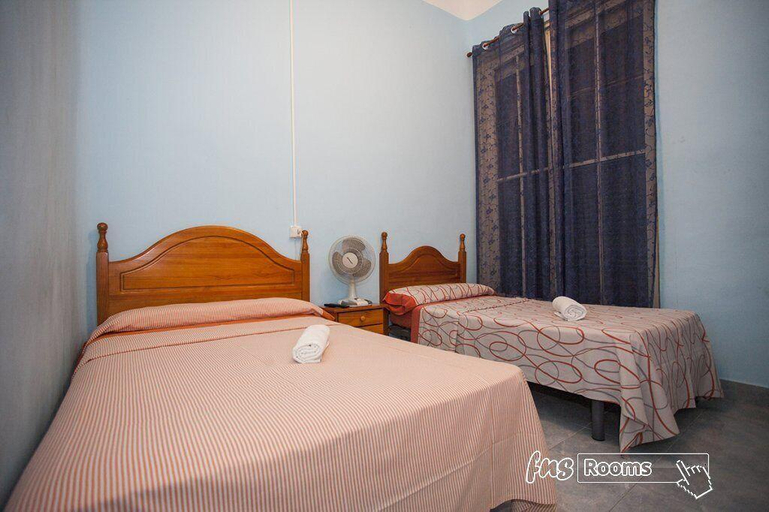 Bedroom 3, Pension Berti Madrid, Madrid