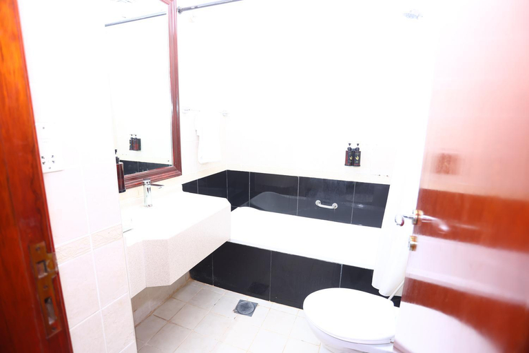 Bathroom 5, Icon Hotel Apartments, Dubai