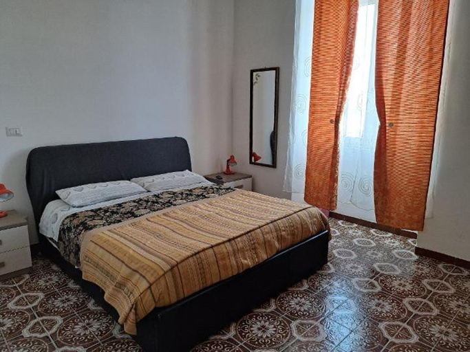 Bedroom 2, Alloggio Turistico RELAX, Rome