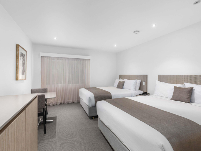 Bedroom 5, Mantra Mount Gambier, Mount Gambier
