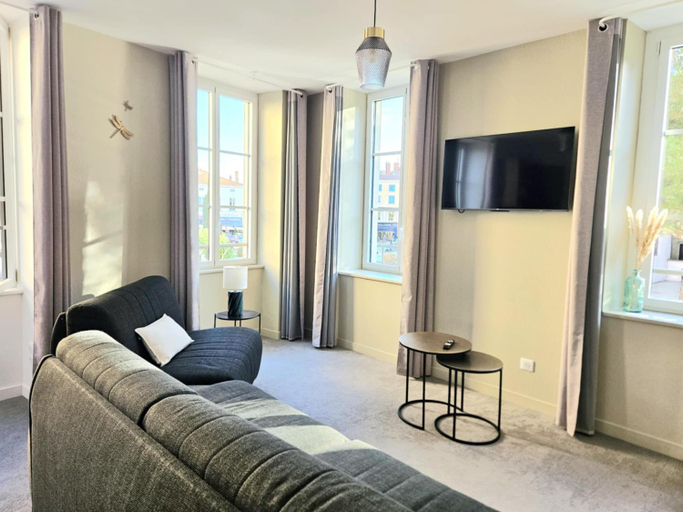 Others 5, Mage hotels - HOTEL LA GRENETTE, Loire