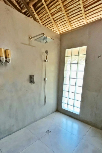 Bathroom 3, Diana Lodge, Diana
