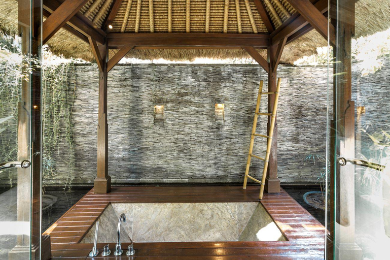 Bathroom 4, Villa Melissa, Canggu | 5-Bedroom, Beachfront Pool, Badung