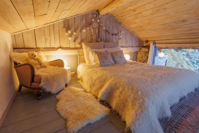 Bedroom 3, La Ferme d'Angele, Savoie