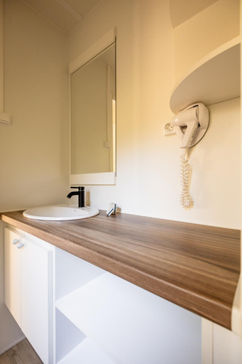 Bathroom 3, Rives d'Arc, Ardèche