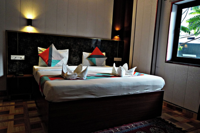 Room 3, OM SHIVAAY INN, Garhwal
