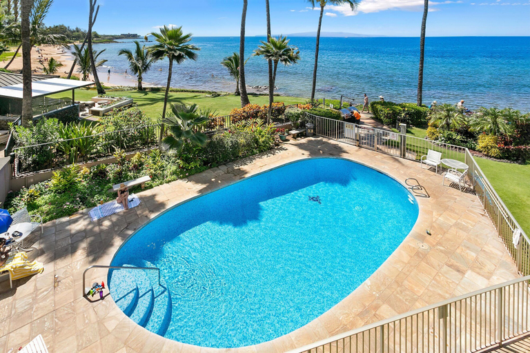 Sport & Beauty 5, Kamaole Nalu 305 - Breathtaking Ocean Views, Renovated, Ocean Front, Split AC!, Maui