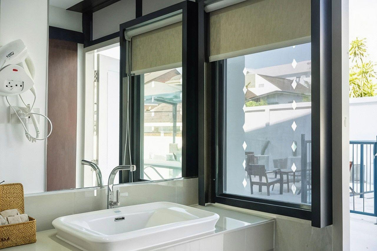 Bathroom 4, Singharaj Boutique Hotel, Muang Chiang Mai
