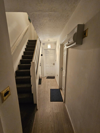 Others 5, Larches Homestay, Birmingham