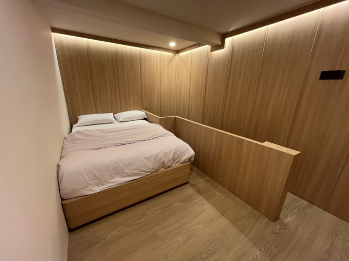 Room 3, INSAHAUS Guest House Malang, Malang