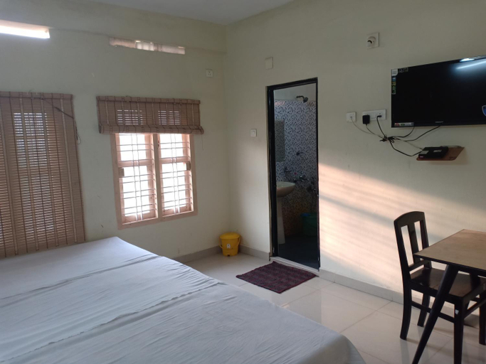 Others 4, Hotel Woodlands, Ernakulam