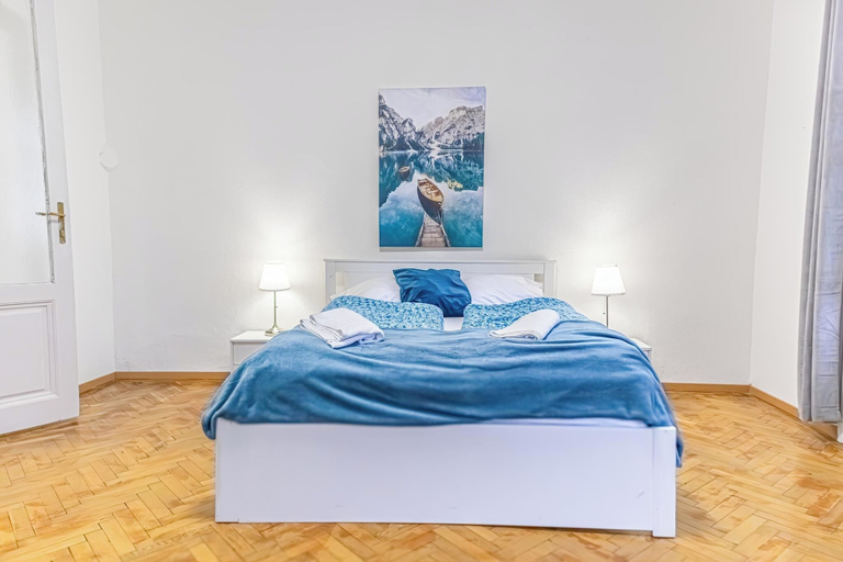Room 5, Comfy 2BR Apt For 6 Wiener Stadthalle, Wien