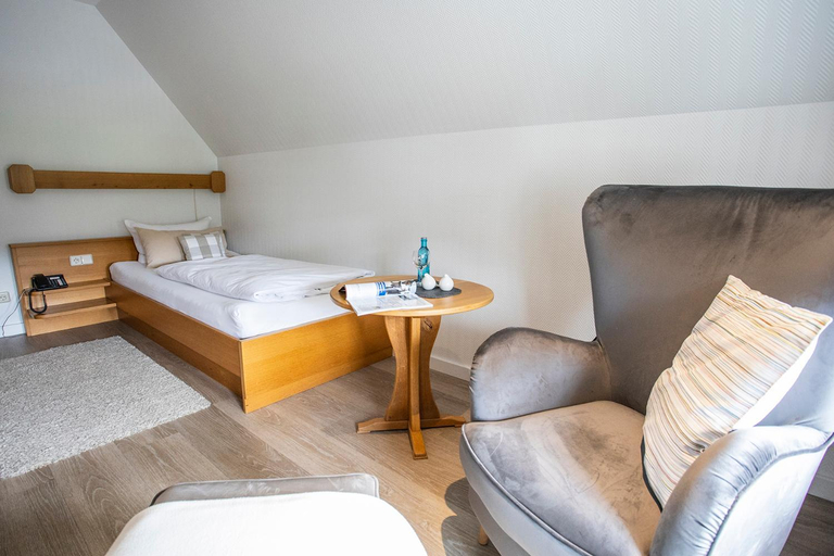 Bedroom 2, Forellenhof Poggel, Hochsauerlandkreis