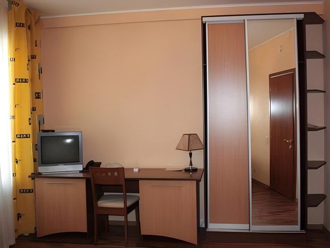 Bedroom, Severokrymskaya Hotel, Chelyabinsk gorsovet