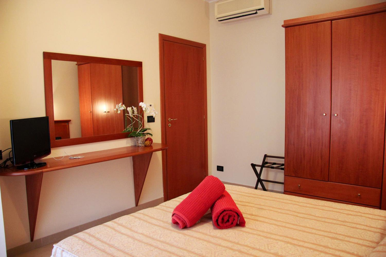 Bedroom 3, Hotel Residence Piccolo, Vibo Valentia