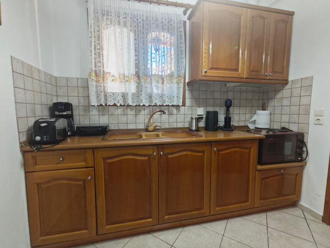Others 5, Avlonitis Rooms, Epirus