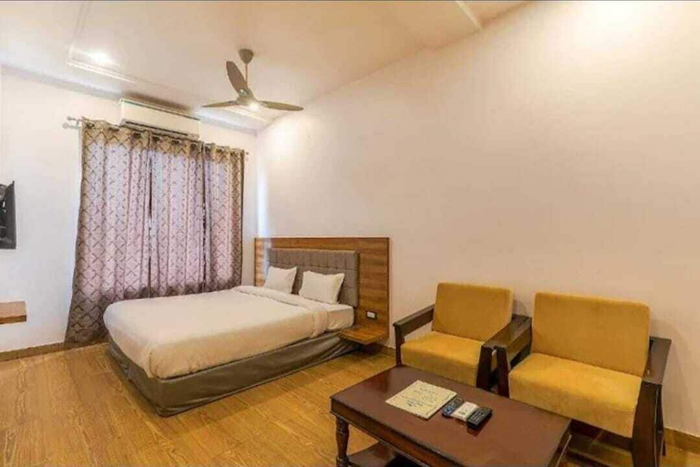 Room 2, Hotel Global Inn Gold, Lucknow