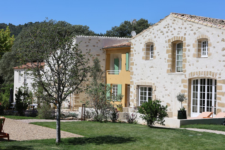 Exterior view, Domaine Robert, Bouches-du-Rhône