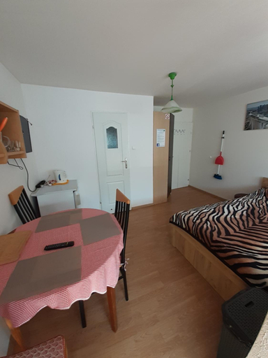 Others 4, Wynajem apartamentow i pokoi., Kołobrzeg