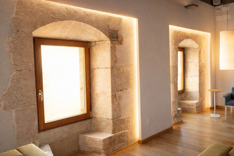 Others 5, Hotel Santuari Balaguer, Lleida