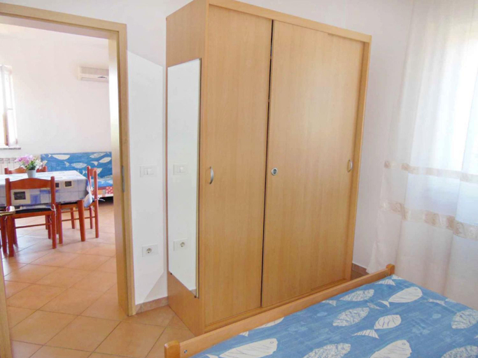 Bedroom 2, Bright apartment in Zambratija, Umag