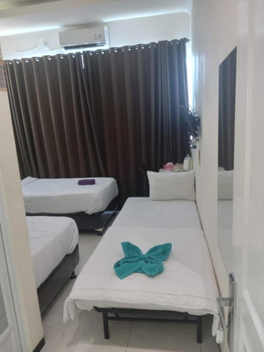Bedroom 2, Khayyira Hotel Syariah Lumajang, Lumajang