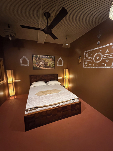 Room 3, Ishaan Holiday Resort, Raigarh
