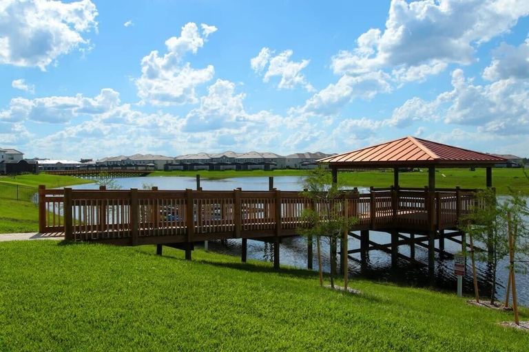 Lake 5, Stunning Game Room & Pool Jacuzzi Storey Lake 2799, Osceola