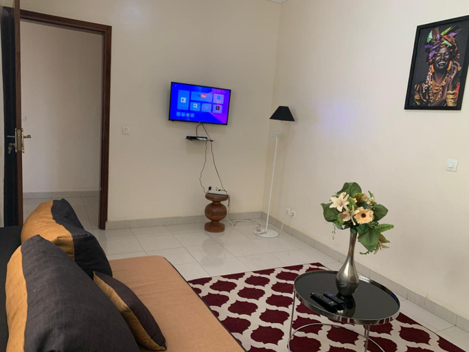 Others 4, Residence Amani, Dakar