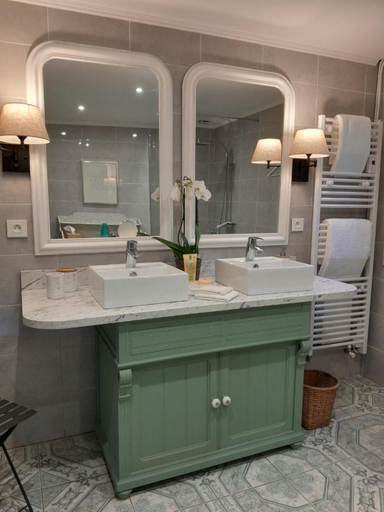 Bathroom 4, Le Logis Fleurs et jardins de Pitry, Eure