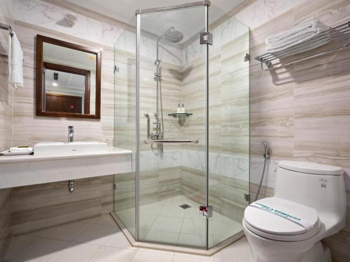 Bathroom 5, Binh Anh Hotel Hanoi, Hai Bà Trưng