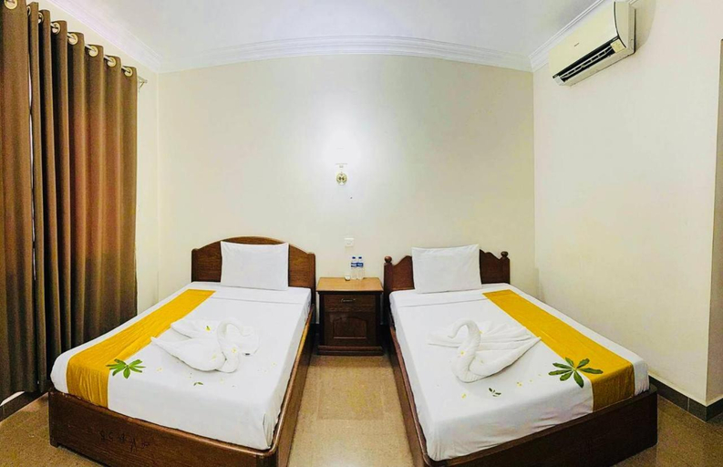 Bedroom 2, Ratanak City Hotel, Ban Lung