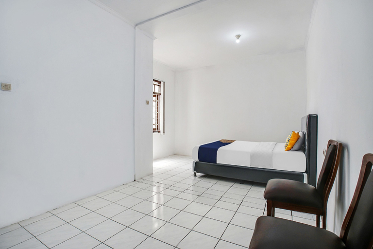 Room 3, SPOT ON 91117 Sriwijaya Residence Syariah, Bandung