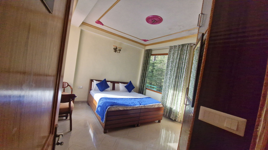 Room 3, Divine Hills, Shimla