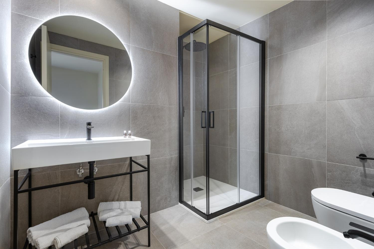 Bathroom 5, SUYTE Torino Lagrange, Torino